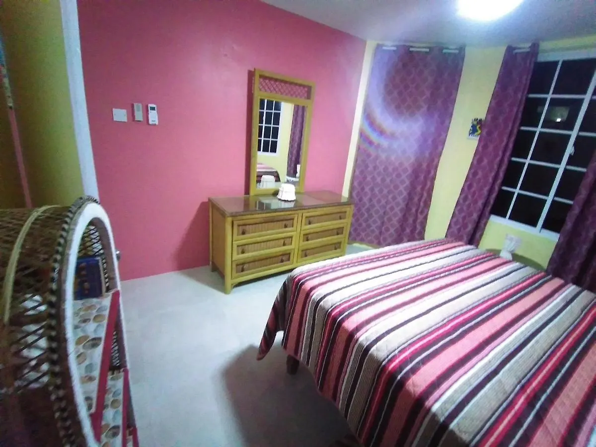 Aparthotel Seacastles By The Beach/Pool Montego Bay Jamajka